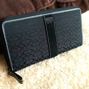 COACH Black Mono Canvas Zippy Long Wallet